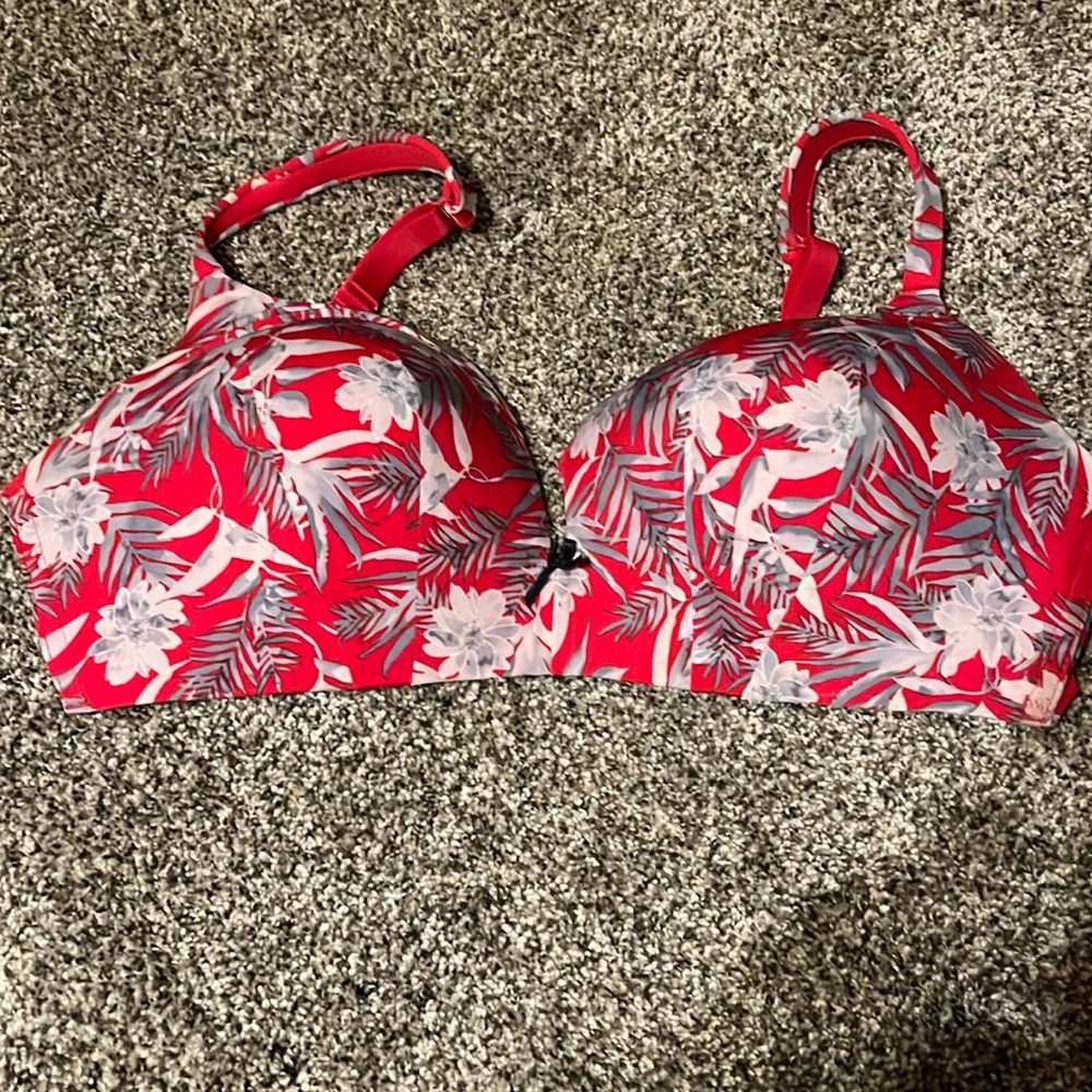 Red bra by lane Bryant
